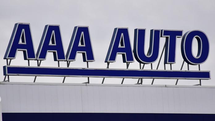 Křetínský kupuje AAA Auto a Mototechnu. Cenu tají
