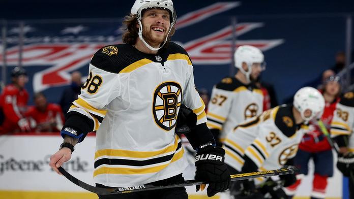 Pastrňák byl u dalšího obratu Bostonu! Detroit padl poosmé v řadě