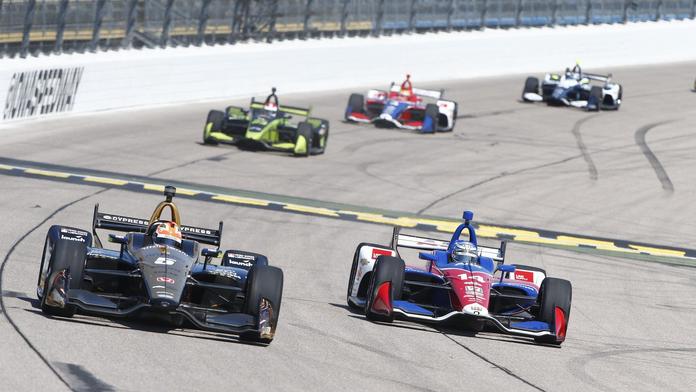 IndyCar závodí na nejkratší trati, kvalifikaci v Iowě vyhrál Power