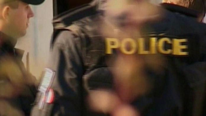 Důstojníci znechuceně odcházejí z protikorupční policie