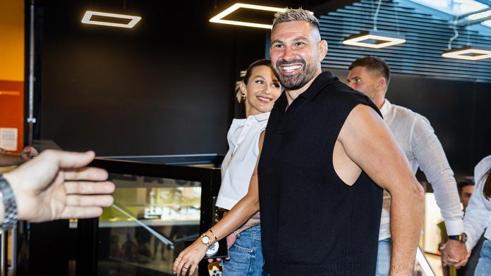 Végh před zápasem s Vémolou řádil v Pařížské. Prý si vybral šperky za 2 miliony