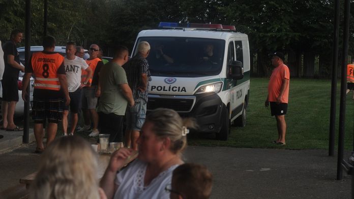 Policie eskortovala rozhodčí z utkání slovenského fotbalového poháru