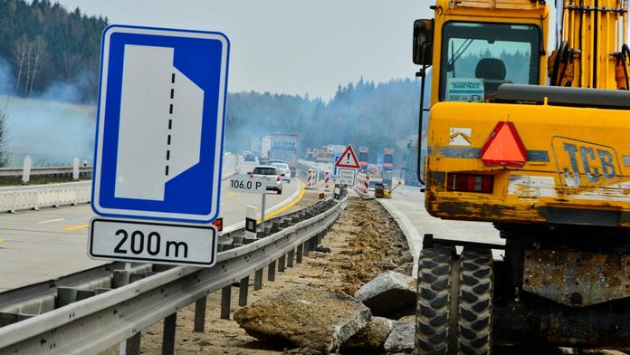 Kde jsou slibované silnice? Někde se ještě ani nezačalo stavět!