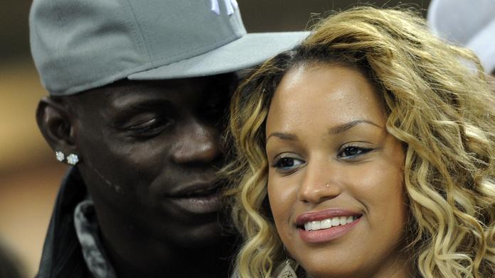 Skandální návrh! Když vyřadíte Dortmund, moje holka je vaše, slibuje Balotelli hráčům Realu