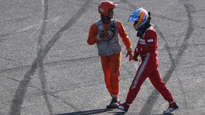 Naštvaný Alonso: Nechápu, Kimi tam neměl žádné místo