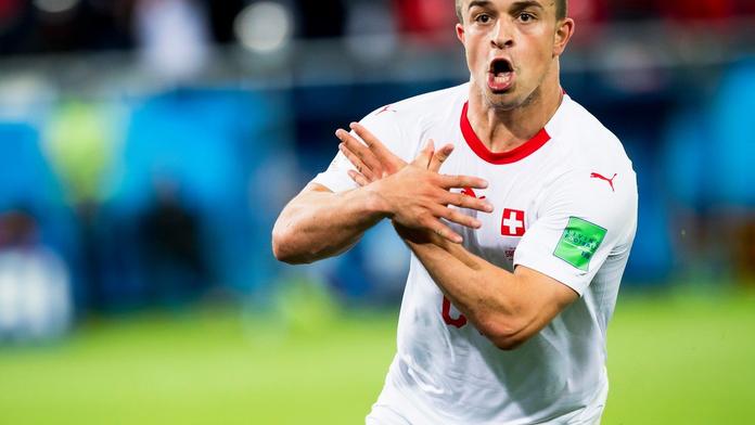 Dvojitý orel za čtvrt milionu korun! Švýcaři dostali trest za gesta