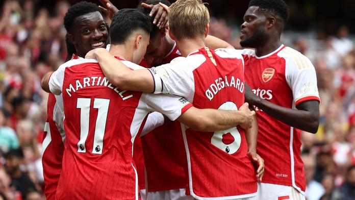 Arsenal vstoupil do sezony vítězně. Proti Nottinghamu se ale obával o tři body