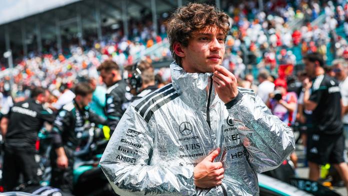 Antonelli zazářil v kvalifikaci. Získal pole position, závod může startovat dříve