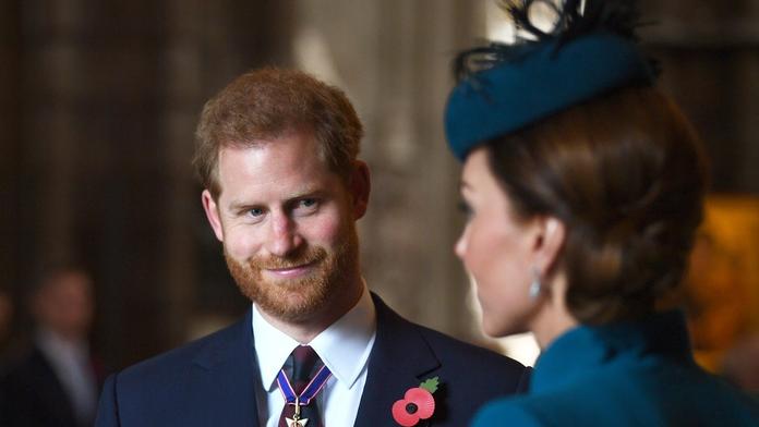 Harry se zamiloval do Kate, tvrdí expertka. Proto prý utekl do Ameriky