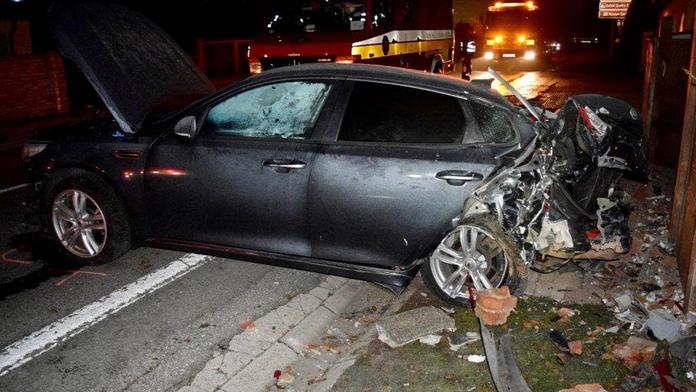 Tragická nehoda u Nitry: Mladík (†17) vyletěl z auta a zemřel, řidič (21) byl opilý