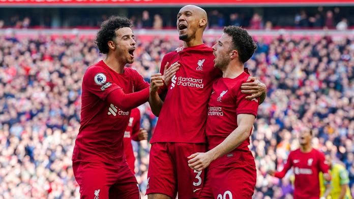Liverpool měl drtivou převahu. Nottingham ale porazil jen o gól