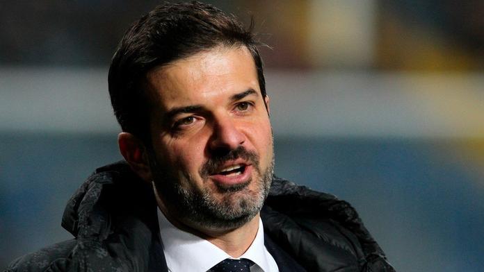 Stramaccioni má letenku domů. Snad není zpáteční, píší fandové