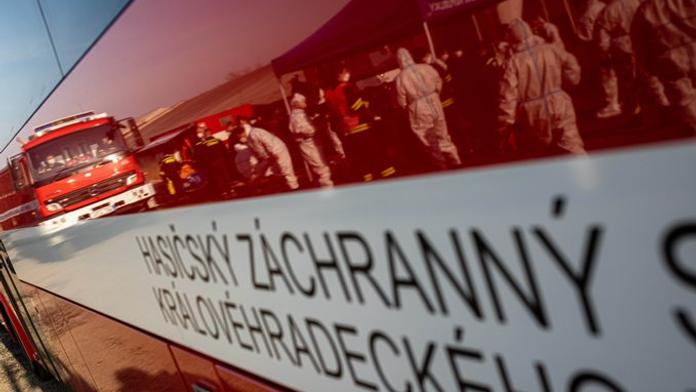 Ptačí chřipka se stále šíří. Hasiči musí utratit asi 14 tisíc kachen