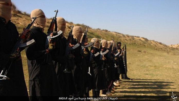 ISIS prohrává v Mosulu, co bude pak? Tohohle se odborníci bojí