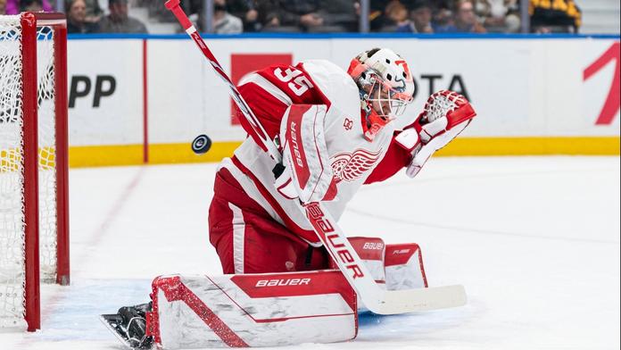 Parádní premiéra českého brankáře v NHL! Vychytal hvězdného McDavida