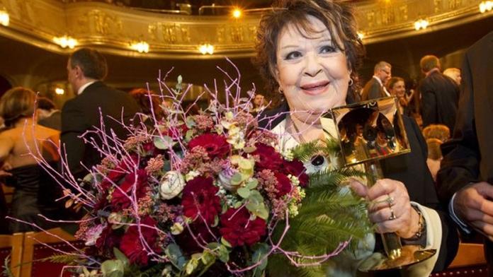 Jiřina Bohdalová: Co o osmdesátileté herečce nevíte?!