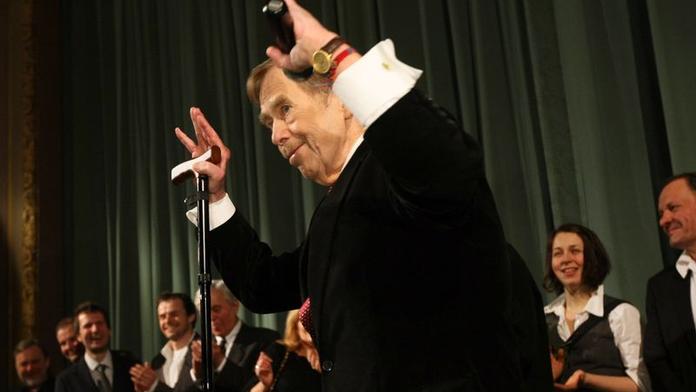 Havel VYDĚSIL diváky: zavrávoral na jevišti!