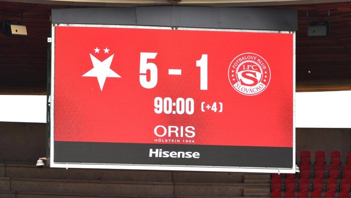 Časomíra na stadionu Slavie