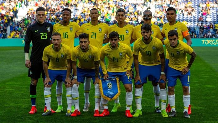 Brazilci bavili fotbalovou sambou, po gólu Pavelky otočili na 1:3!