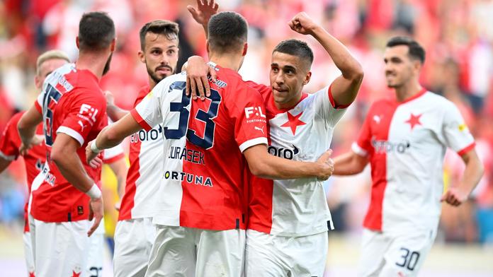 Slavia zvládla přestřelku s Jabloncem. Sparta nedala šanci Olomouci