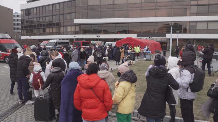Česko volá o pomoc s uprchlíky. Pomoci by mohly povinné kvóty, tvrdí Německo