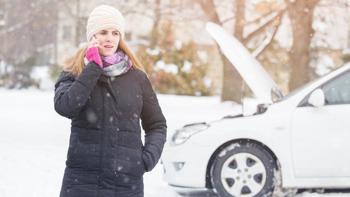 Venku přituhuje! Víte, jak se o auto v mrazech správně starat? RADY