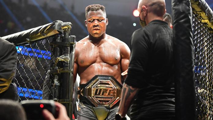 Ranař Ngannou potvrdil roli šampiona UFC, Figueiredo vrátil porážku Morenovi