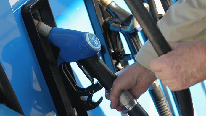 Maďarsko zastropuje ceny benzínu a nafty. Pomůže to ekonomice, míní vláda