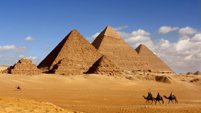 Vědci možná rozluštili záhadu stavby pyramid. K přepravě kvádrů sloužilo rameno Nilu