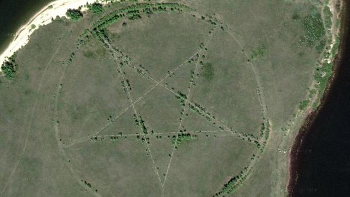 Záhada: V odlehlé části Kazachstánu se objevil pentagram!