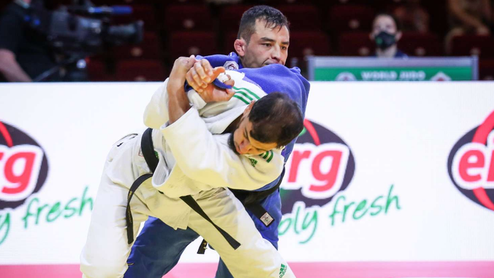 Nechtěl si na olympiádě špinit ruce. Za politický akt dostal stopku na deset let