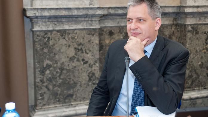 Projde to? Noví politici ukážou celý majetek, plánuje vláda