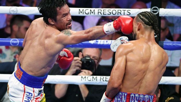 Pacquiao porazil neporaženého, stal se nejstarším mistrem světa v boxu!