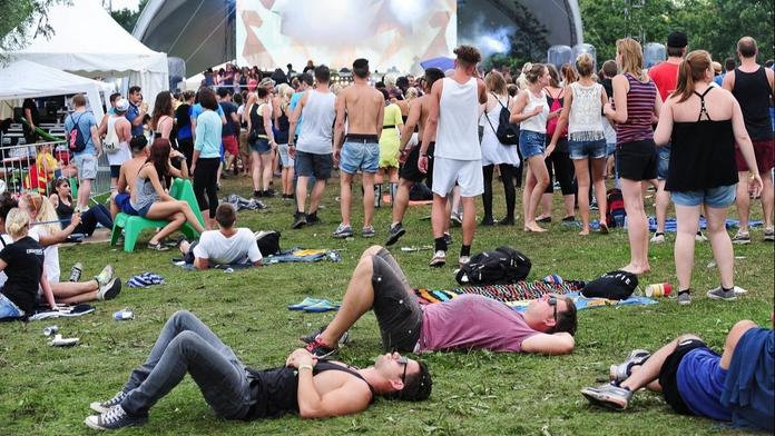 Lidé na Trutnovsku jsou zoufalí: Za domy jim hučí technoparty. Nikdo to tu nechce, zuří