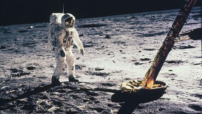 VIDEO prvních lidí na Měsíci. Unikátní novinka NASA