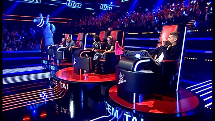 Sledovali jsme Hlas ON-LINE: Kdo tentokrát dostal kouče do kolen a kdo propadl?