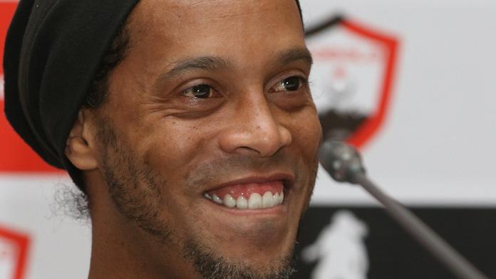 Kanec Ronaldinho: Chystá svatbu, ale se dvěma ženami najednou!