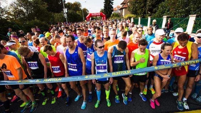 RunTour a Nova Run 5km rozběhnou Česko. Chystají se i tváře TV Nova