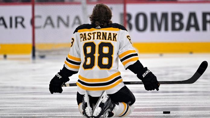 Pastrňák a spol. zachraňují sezonu. Sledujte NHL play-off i na Nova Action