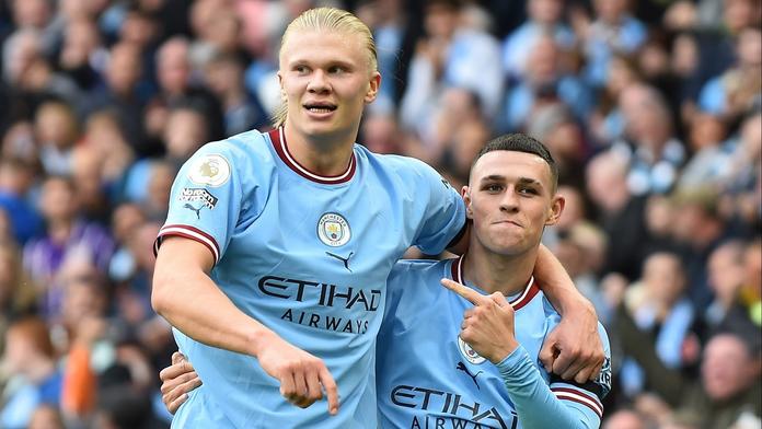 Haaland pomohl dalšími dvěma góly k výhře City. Liverpool nečekaně prohrál