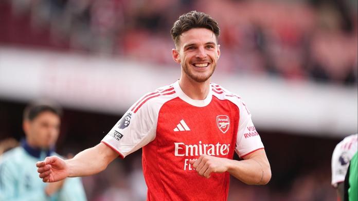 Arsenal si zajistil LM i 2. místo. Závěr anglické ligy slibuje velké drama