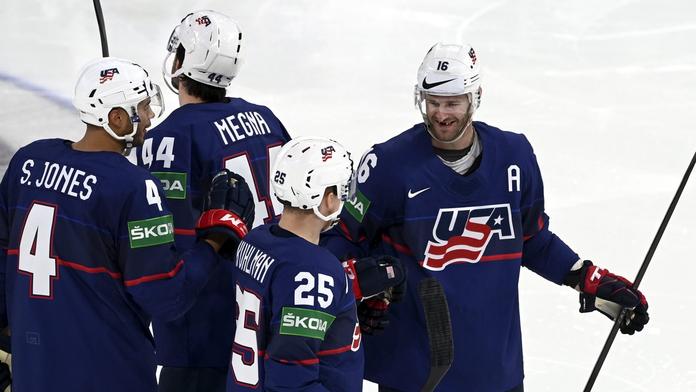 Američané rozhodli o své výhře již v první třetině, zářil bek Jones