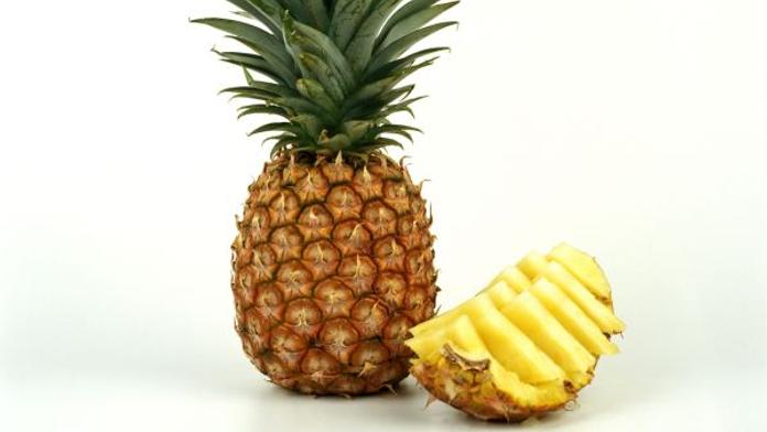 POZOR! Kandovaný ananas třináctkrát překročil limit pro barvivo!
