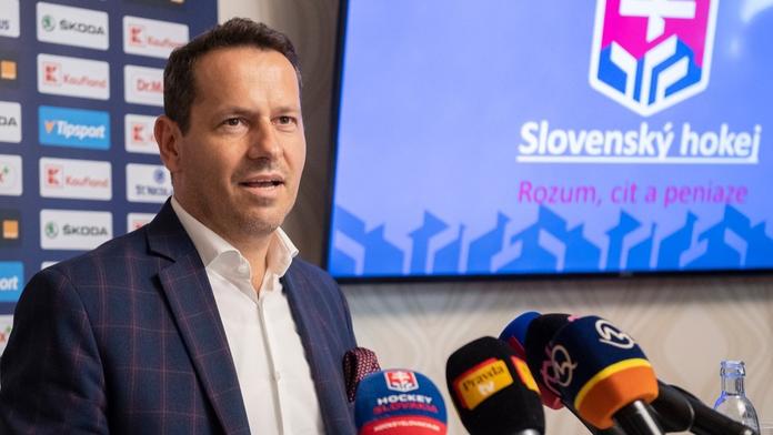 Bývalý šéf slovenského hokeje skončil v klepetech. Je obviněn z rozkrádání