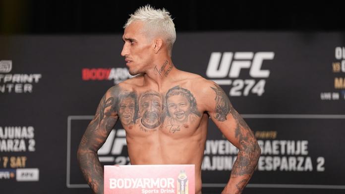 Poprask v UFC! Šampion nenavážil a přišel o titul. Na vině je bizarní chyba