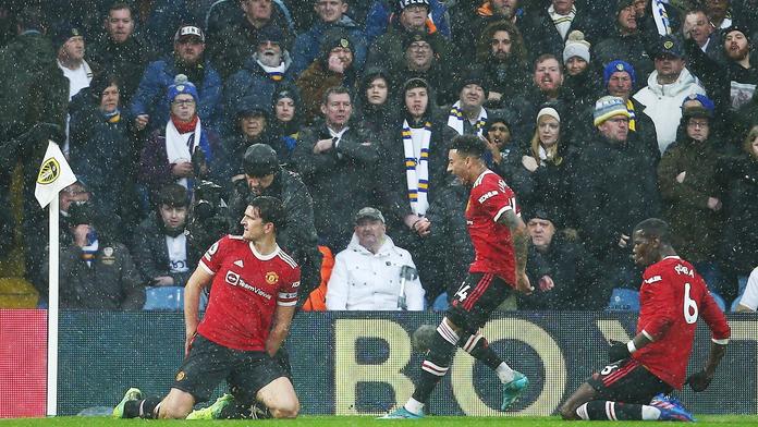 United zvládli přestřelku s Leedsem, navíc zlomili prokletí rohových kopů
