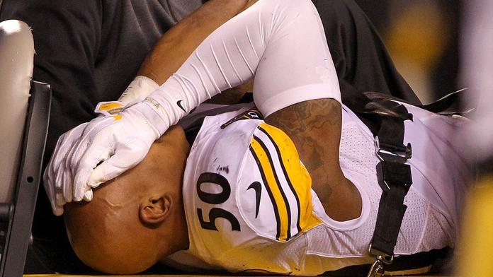 Děsivý moment v NFL: Vůbec necítím nohy, hlesl drsňák