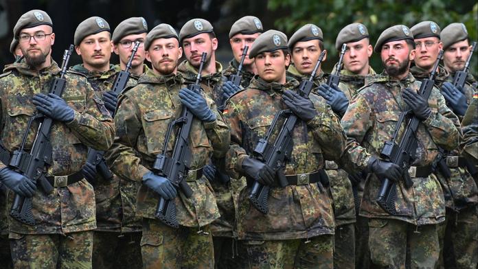 Německo buduje superarmádu. Bundeswehr má nejvíce vojáků za 12 let