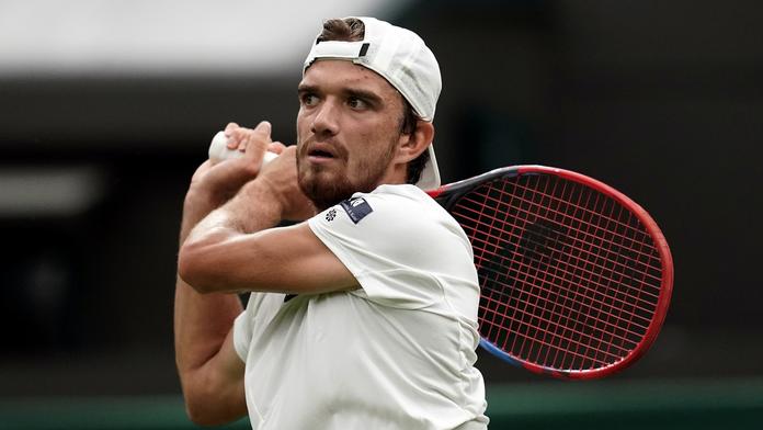 Wimbledonský program zkomplikoval déšť. Macháč vypadl v prvním kole