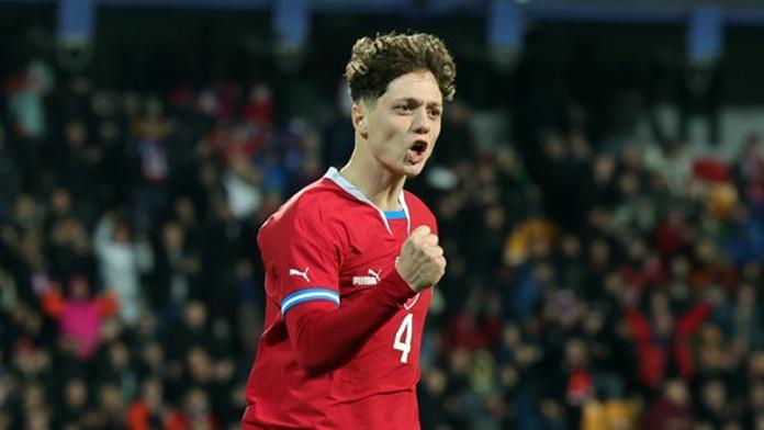 Na EURO s novým angažmá? Španělé tlačí na příchod Krejčího